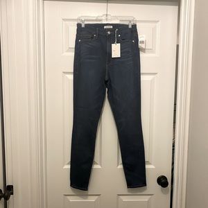 Brand new Good American jeans, size 10, Blue